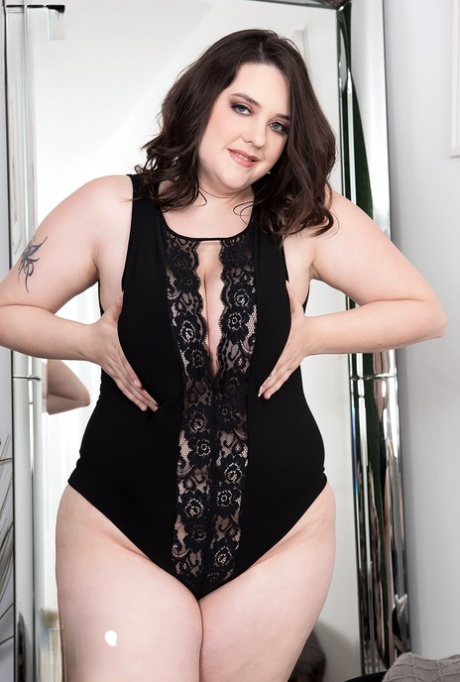 bbw vinyl sexy gallery