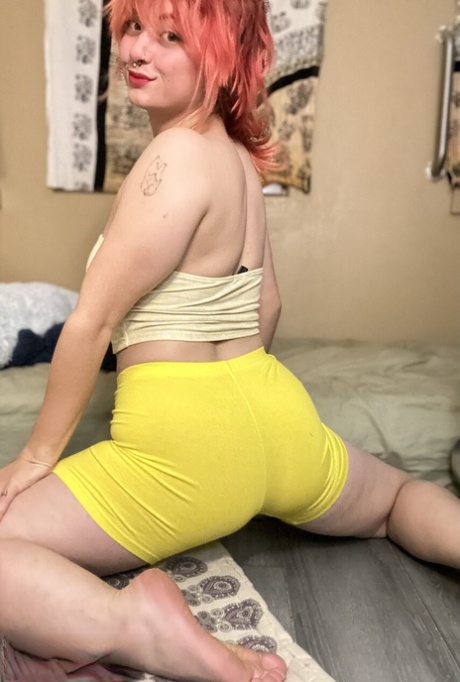curvy jule art nude img
