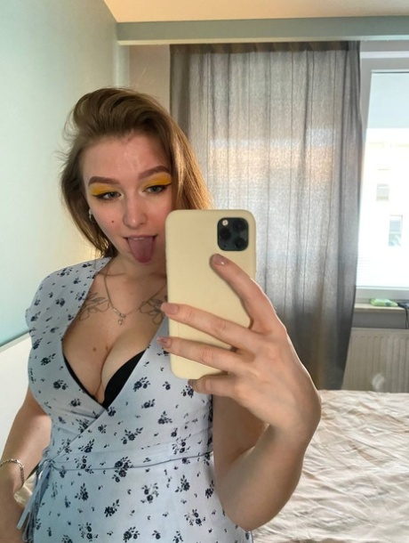 curvy colombian teen beautiful xxx archive