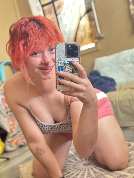 thick blonde backshots erotic pictures